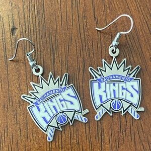 Sacramento Kings Logo Earrings retired style Perfect condition